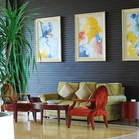 Tienyow Grand Hotel Haikou  Exterior foto